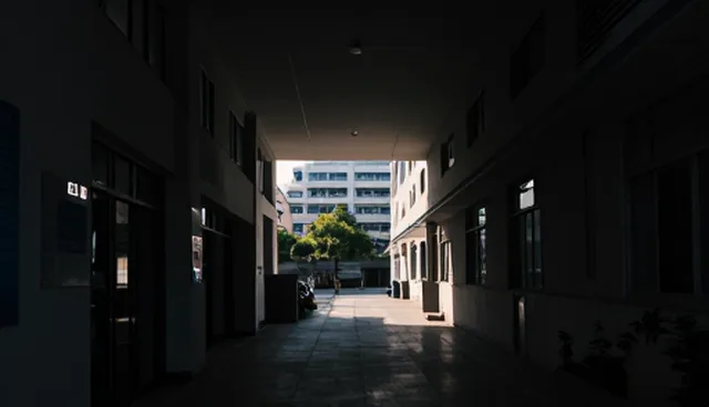 媒介投放中活动策划执行的两种做法对比与取舍